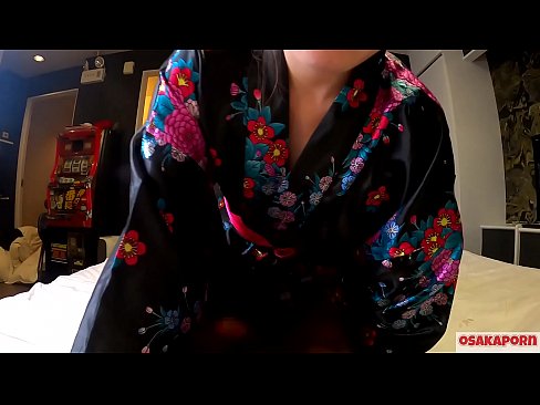 ❤️ Jong cosplay-meisie hou van seks tot orgasme met 'n spuit in 'n perdevrou en 'n blowjob. Asiatiese meisie met harige poes en pragtige tiete in tradisionele Japannese kostuum in amateurvideo wat masturbasie met fokspeelgoed wys. Sakura 3 OSAKAPORN. ❤️ Superpornografie by ons